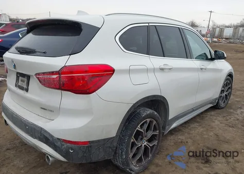 2020 BMW X1 xDrive28I из США, поврежденный, VIN WBXJG9C03L5R20800